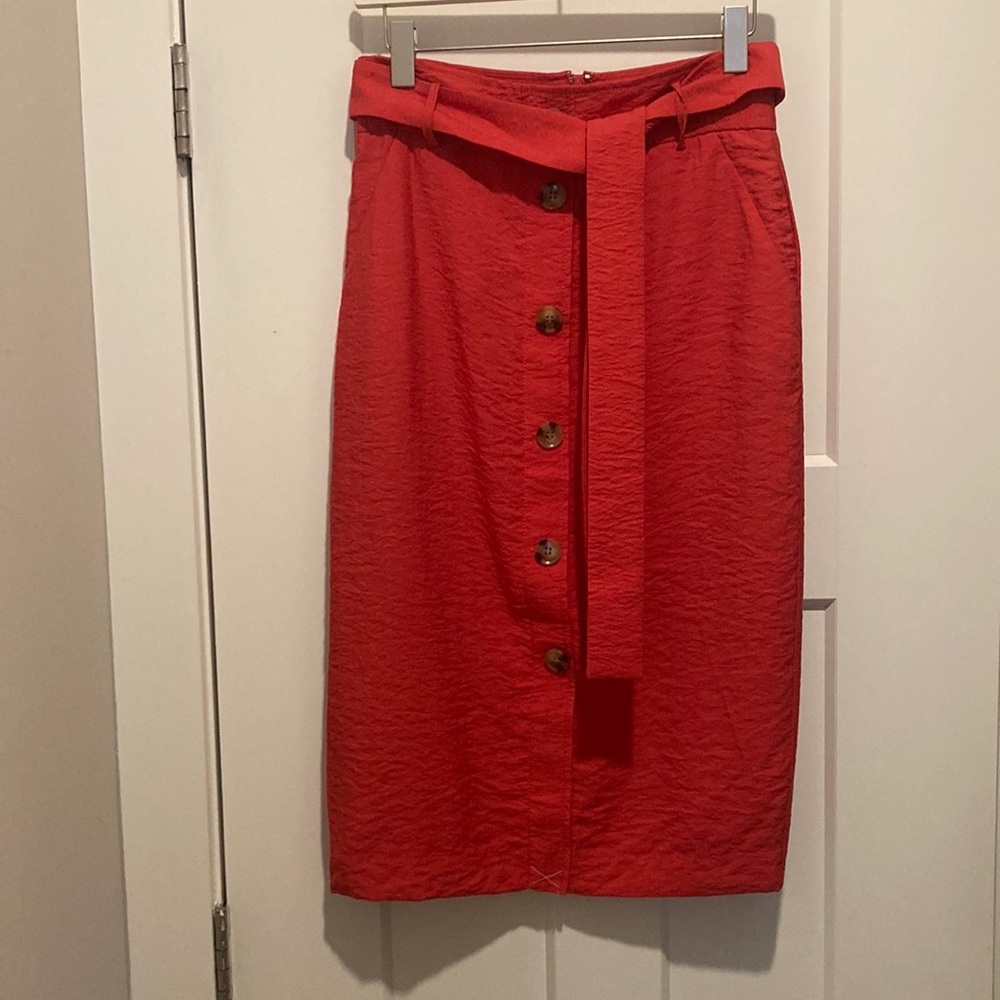 Beautiful Pencil Button Front Skirt, size-0, Red,Slit on front, Lined,Belted